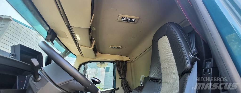 Horyong SKY600 车载式高空作业车