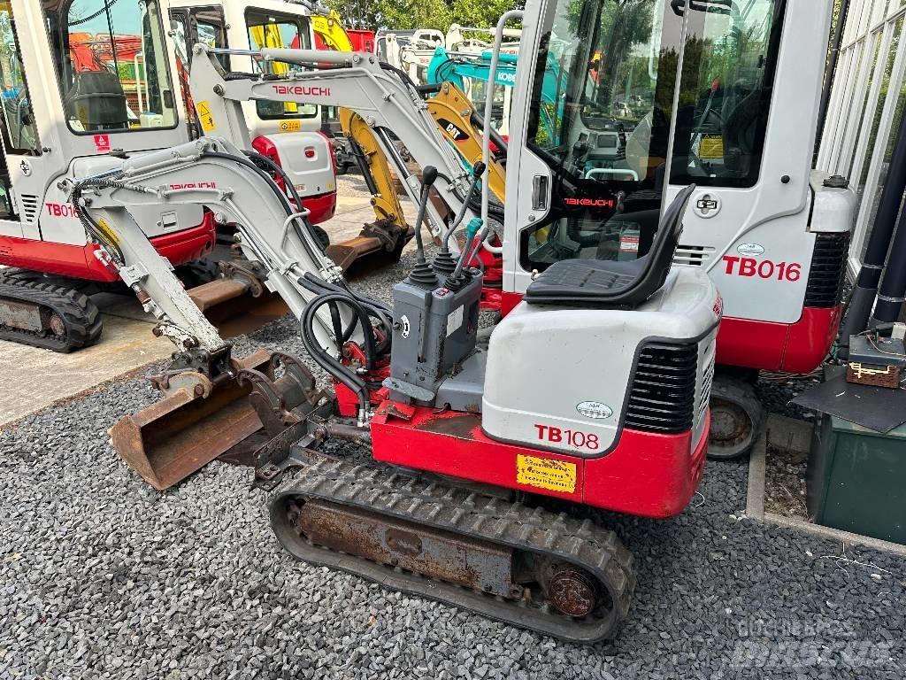 Takeuchi TB108 小型挖掘机