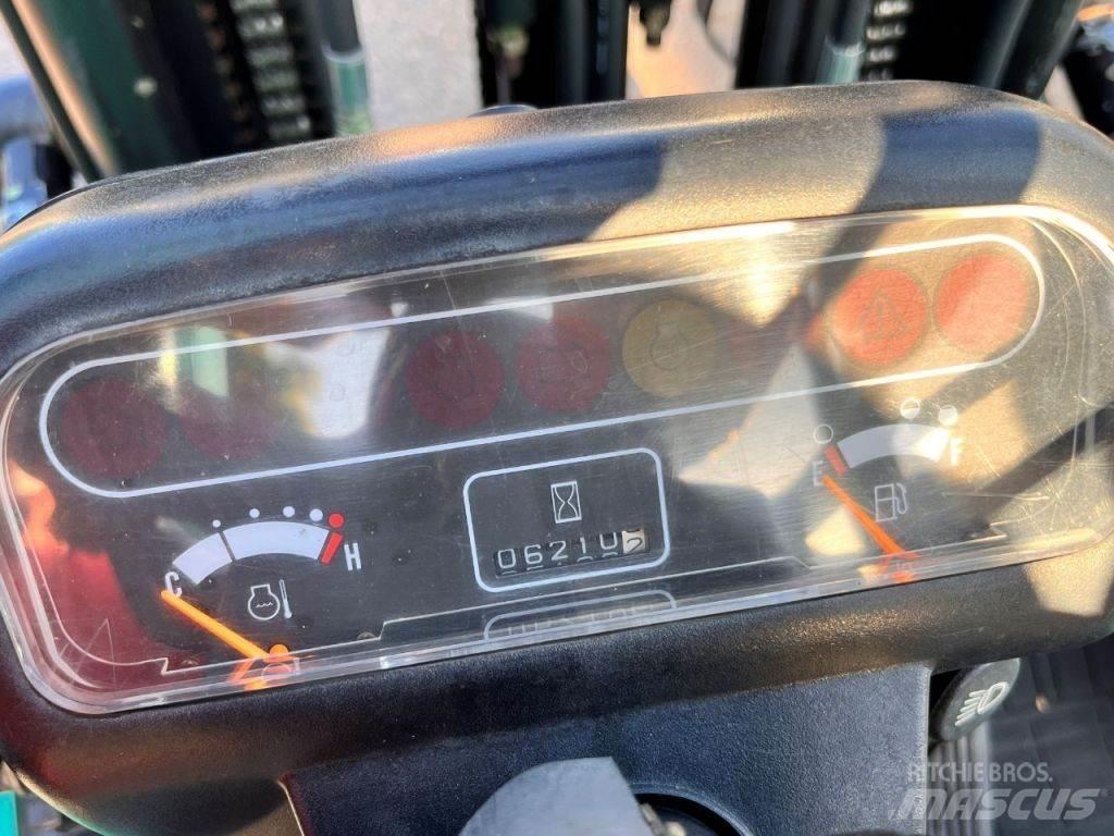 Mitsubishi FD25 柴油叉车