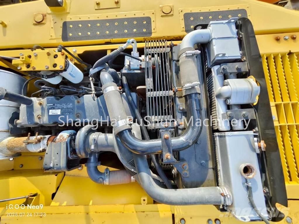 Komatsu 200-8 履带挖掘机