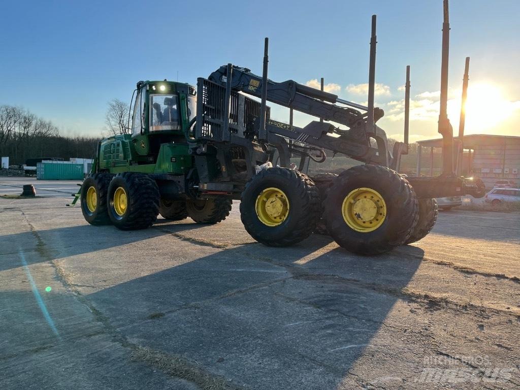 John Deere 1910G 集运机