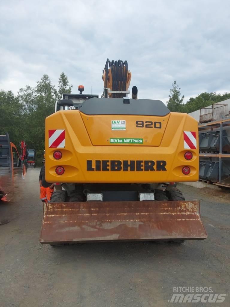Liebherr A 920 轮式挖掘机