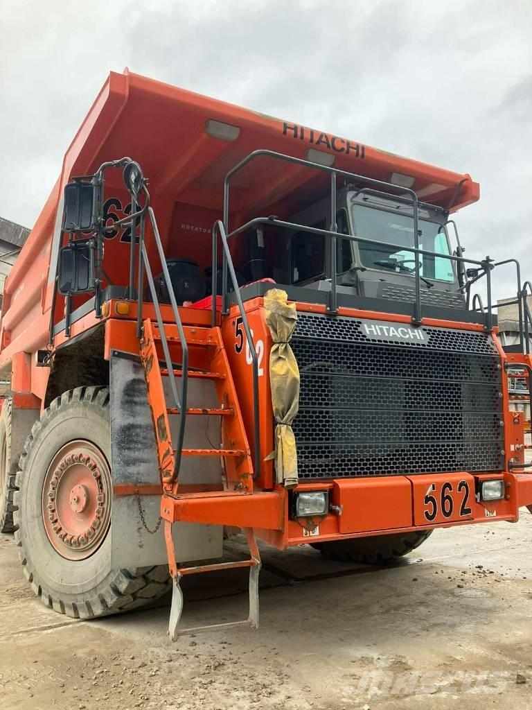 Hitachi EH 1100-5 刚性自卸车