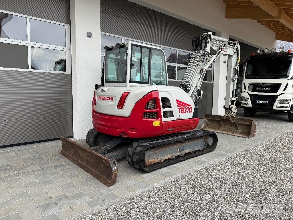 Takeuchi TB 370 小型挖掘机