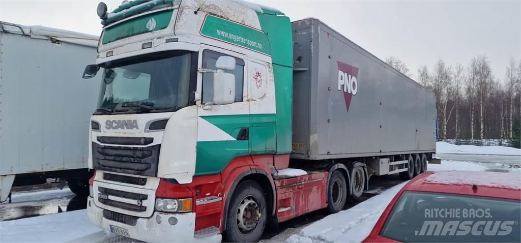 Scania R560 牵引车