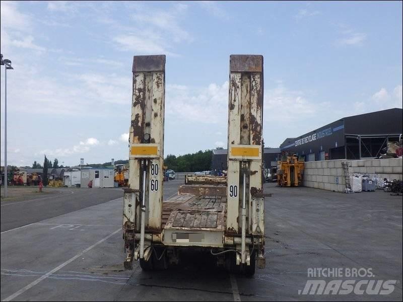 Louault Remorque 车辆运输半挂车
