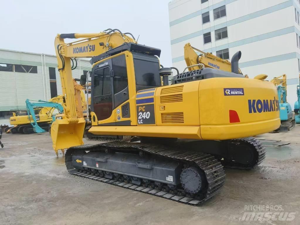 Komatsu PC 240 履带挖掘机