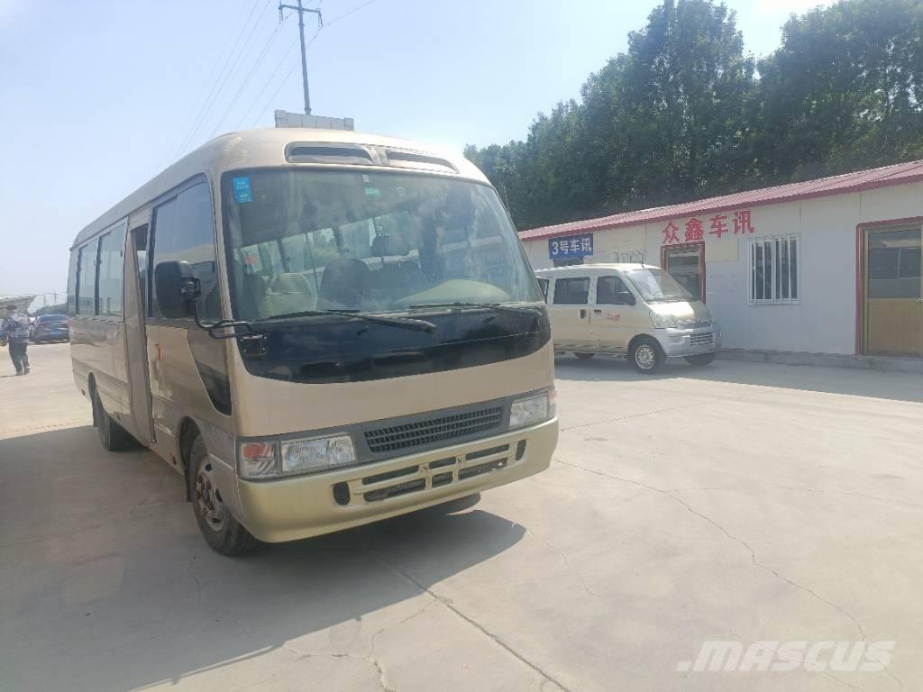 Toyota Coaster Bus 迷你巴士