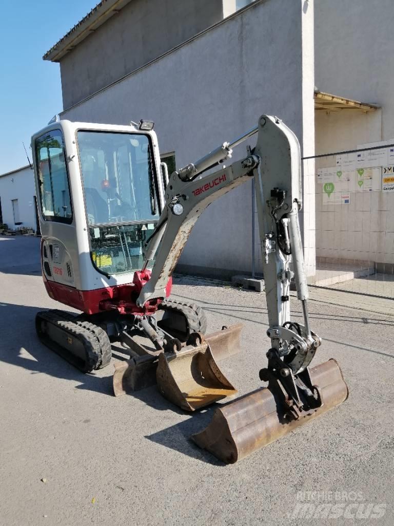 Takeuchi TB 216 小型挖掘机