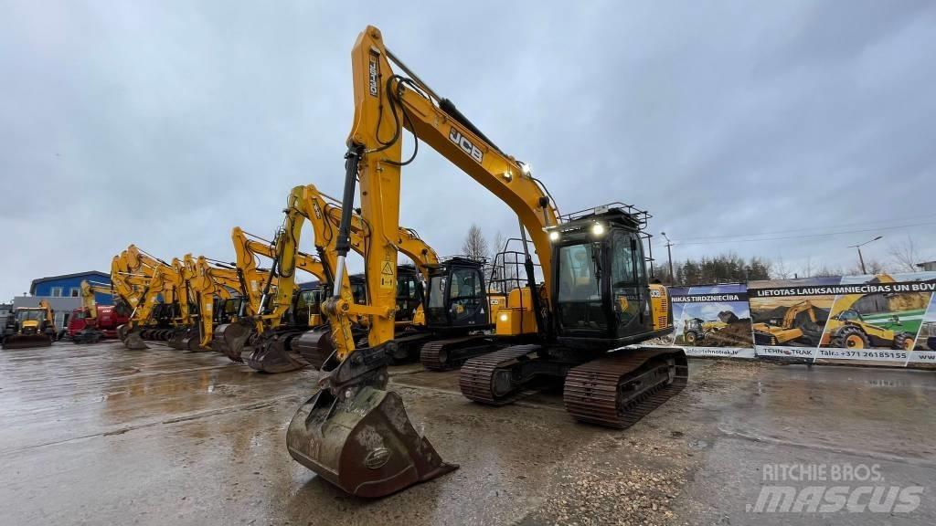 JCB JS 130 LC 履带挖掘机
