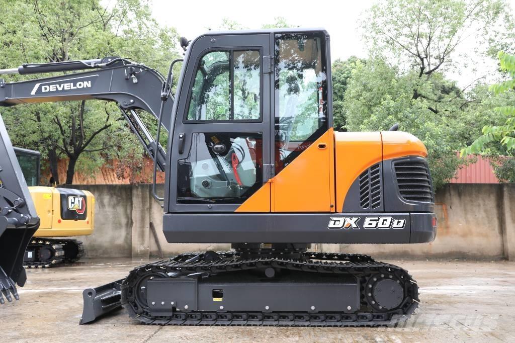 Develon DX 60 D 轮式挖掘机