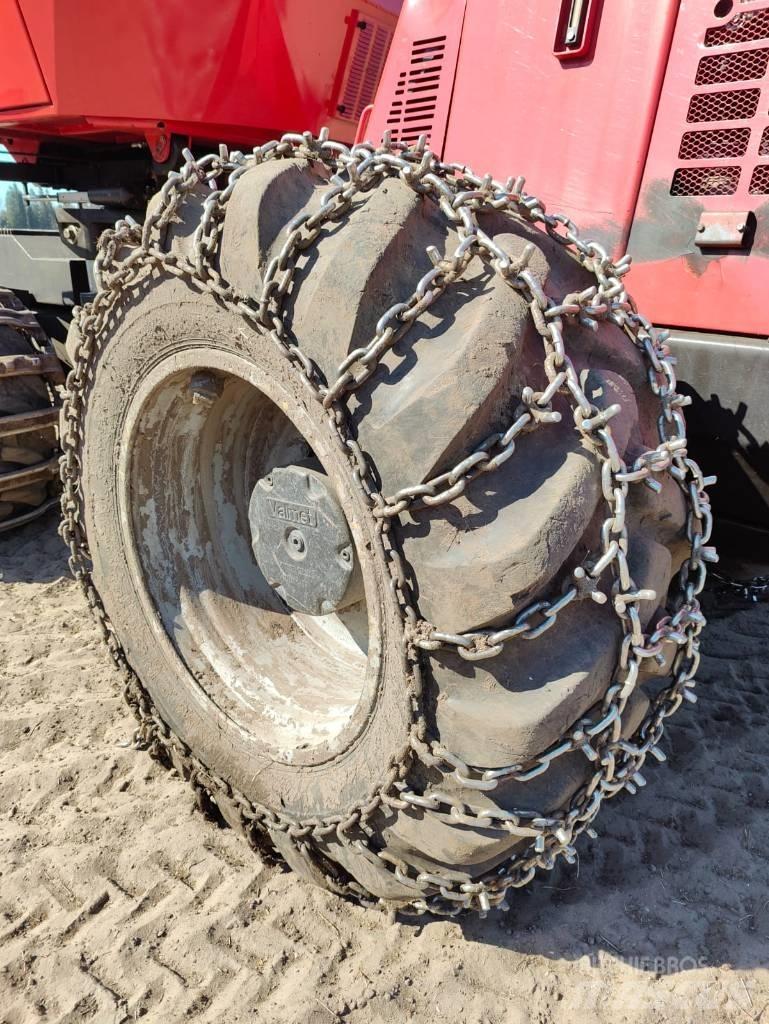 Komatsu 901 TX 收割机