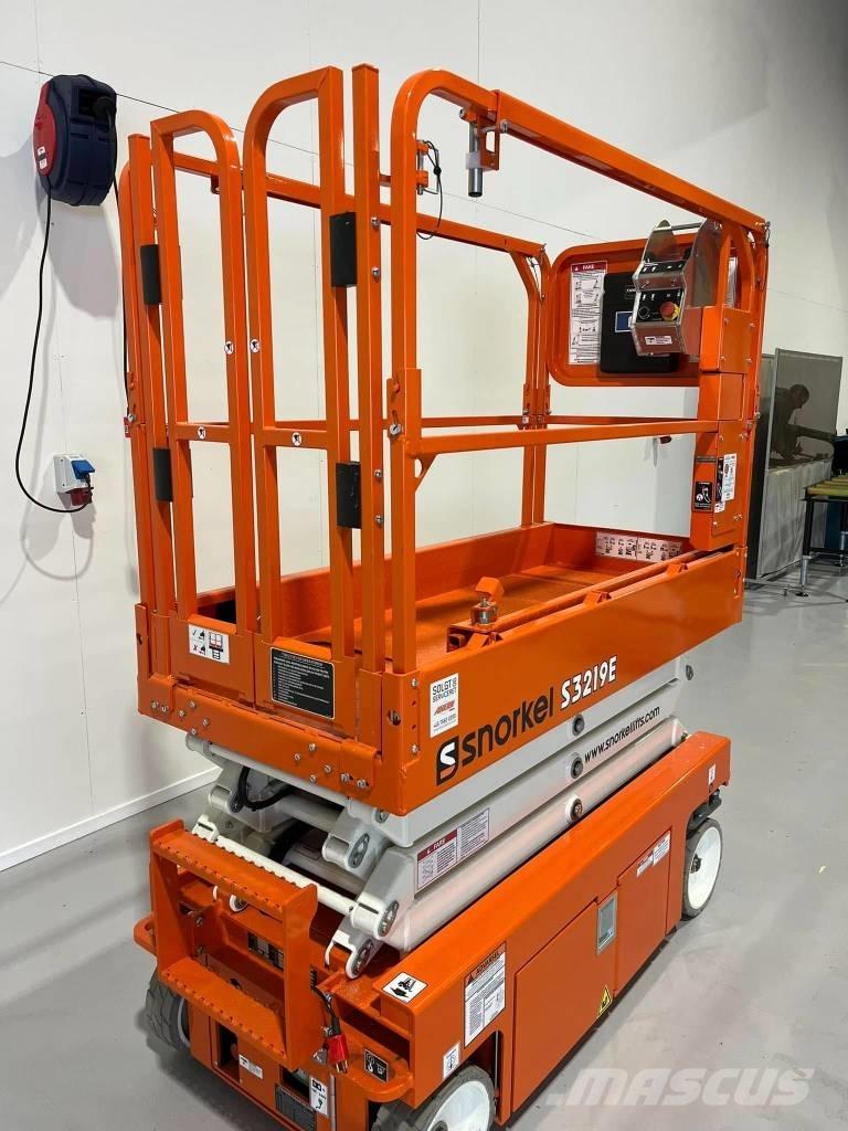 Snorkel S 3219 E 剪叉式升降机
