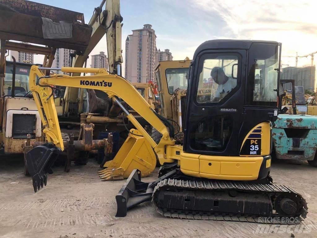 Komatsu PC 35 MR 小型挖掘机