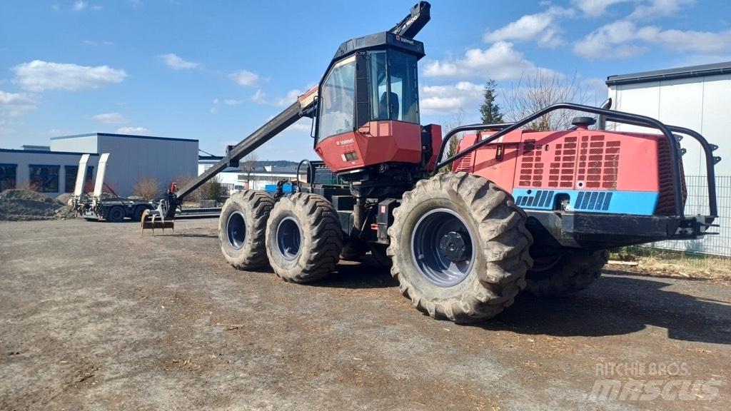 Valmet 921 收割机
