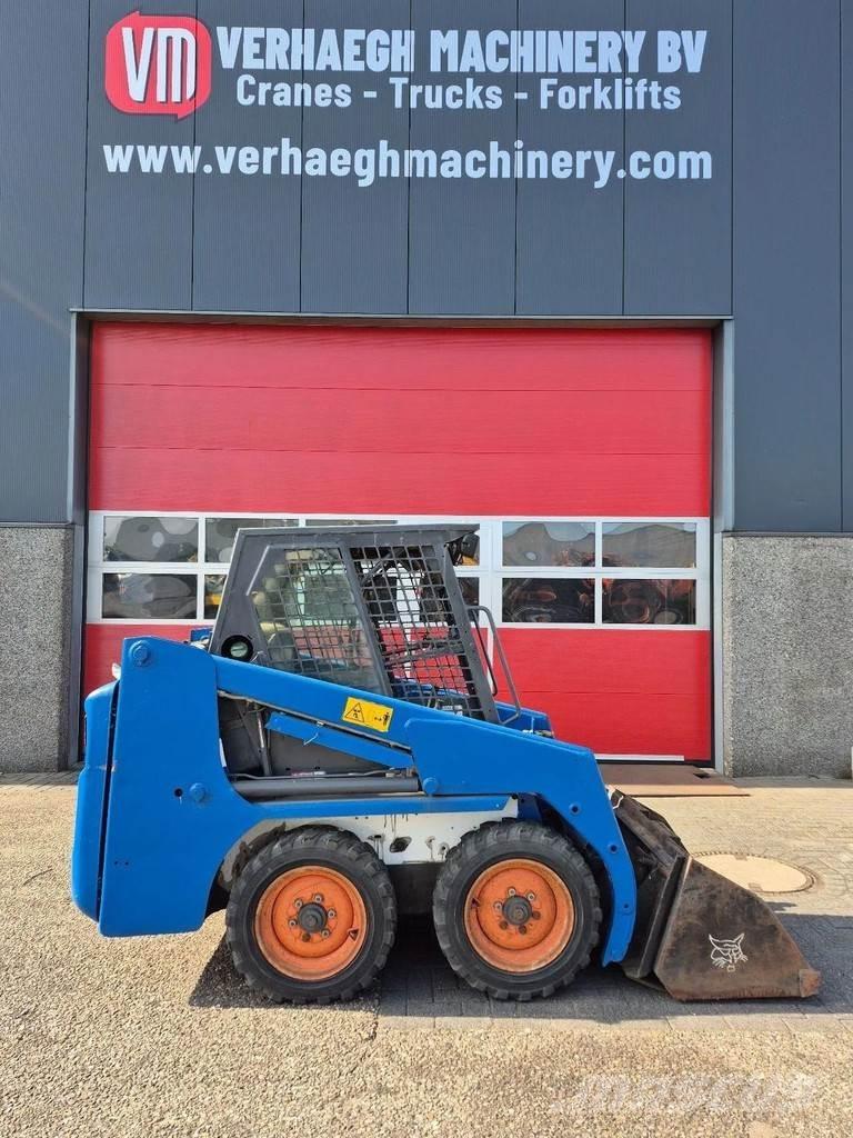 Bobcat 553 滑移装载机