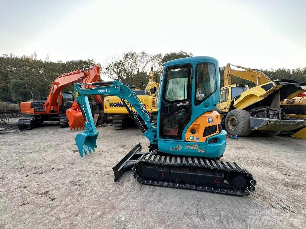 Kubota U 35 小型挖掘机