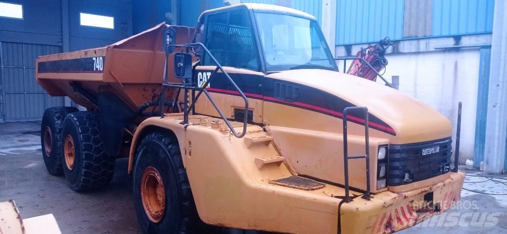 CAT 740 铰接式自卸车