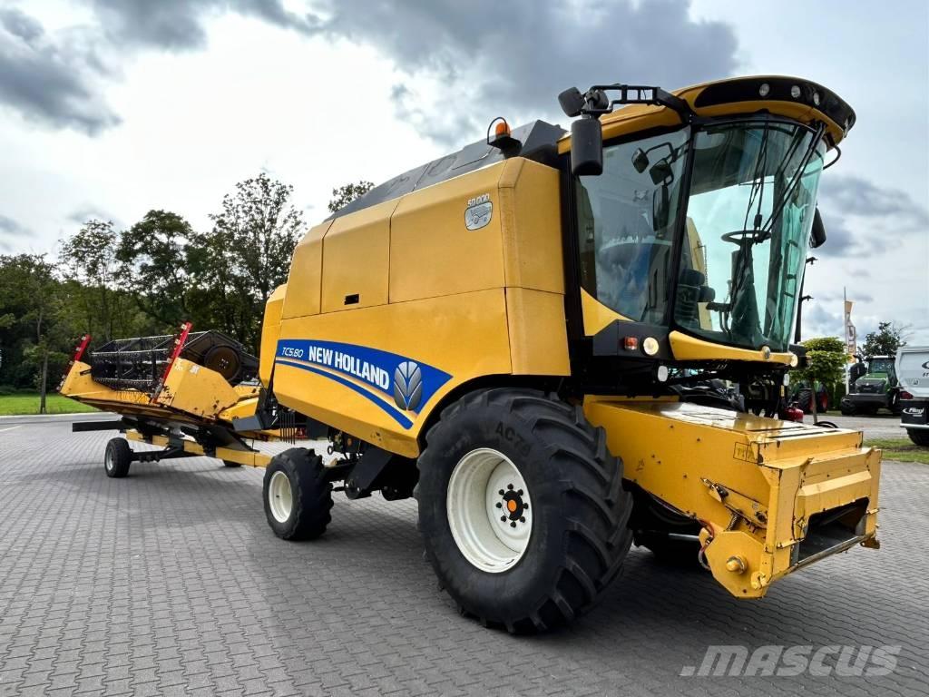 New Holland TC 5.80 联合收割机