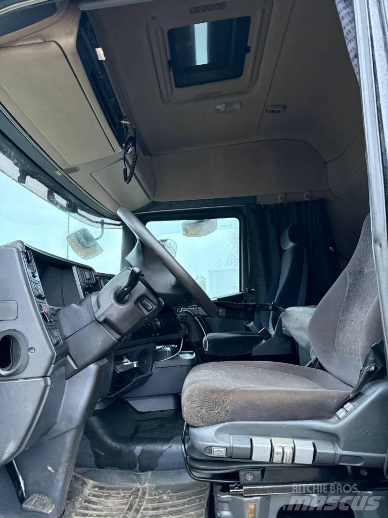 Scania R 560 木材运输车