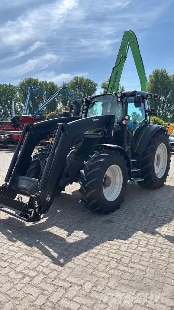 Valtra G135 拖拉机/农用车