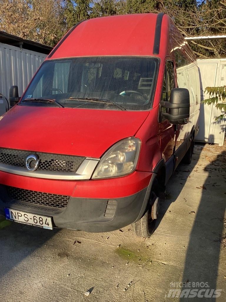 Iveco Dally 迷你巴士