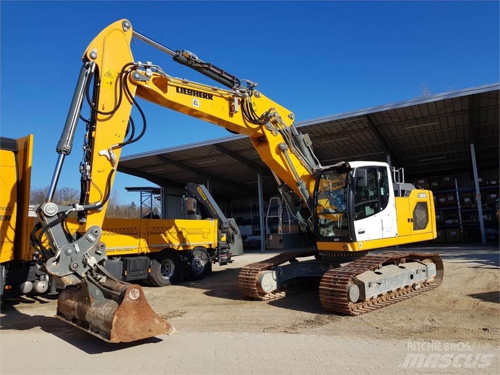 Liebherr R922 履带挖掘机