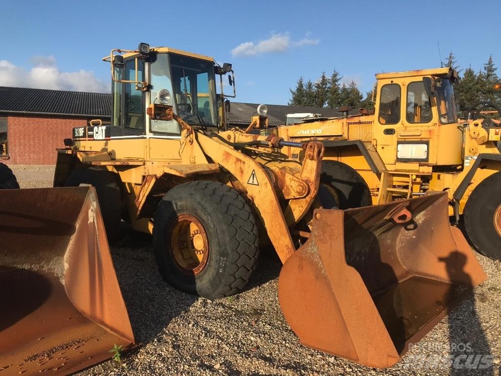 CAT 928F 轮式装载机