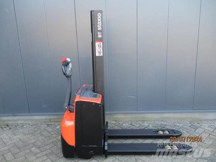 BT SWE 080L 手推堆垛车