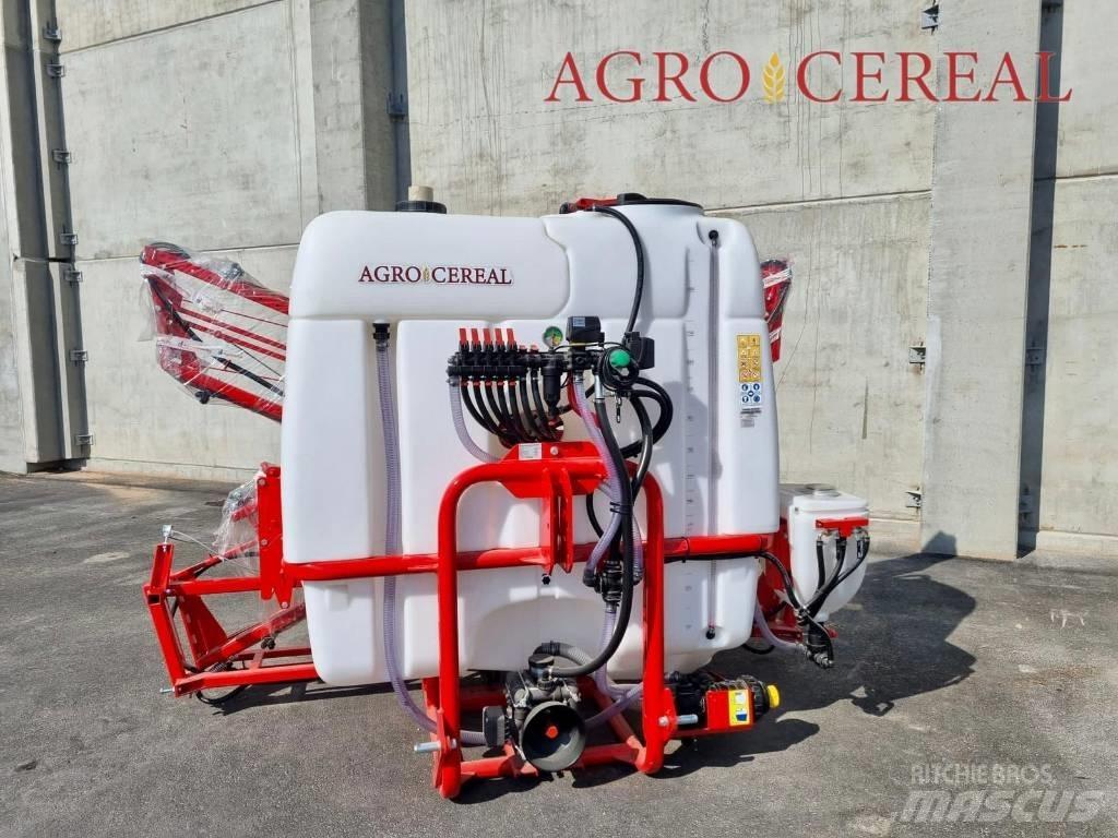 Agromehanika AM-1,2 牵引式喷雾机