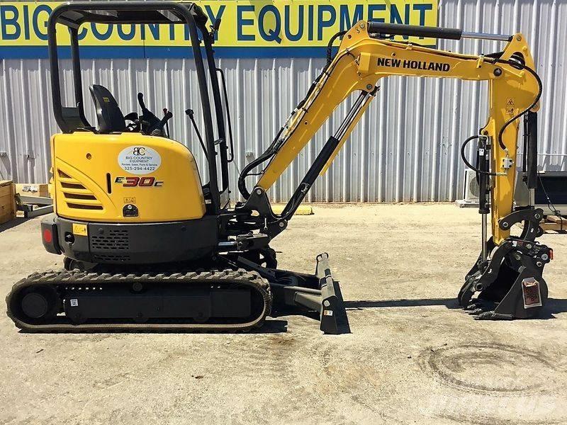 New Holland E30C 小型挖掘机