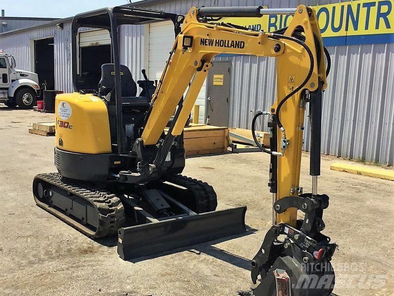 New Holland E30C 小型挖掘机