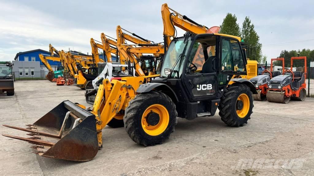 JCB 531-70 伸缩轮式装载机