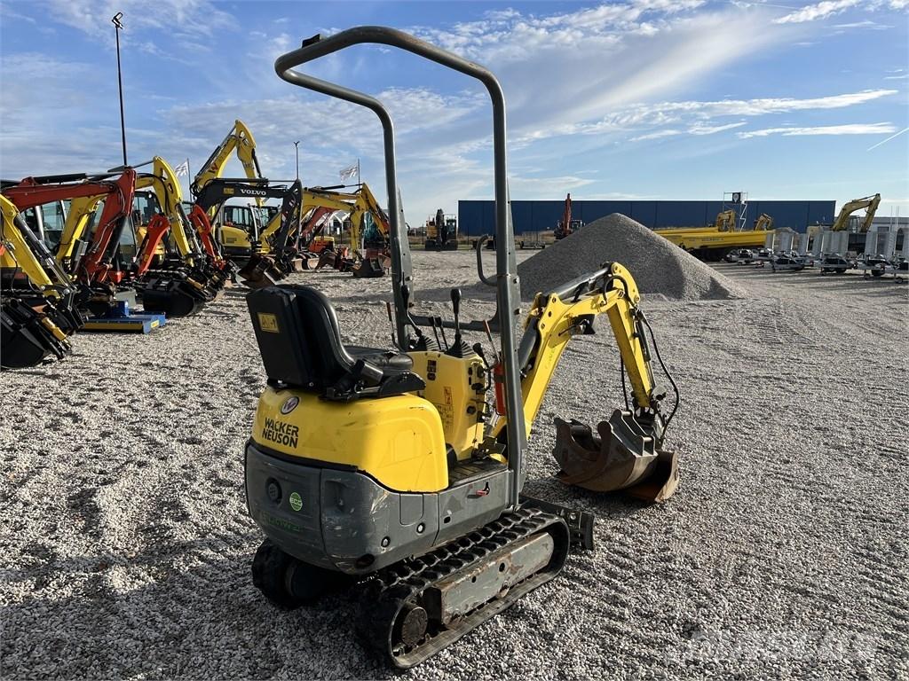 Wacker Neuson 803 小型挖掘机