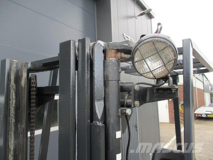 Still R 50-15 电动叉车