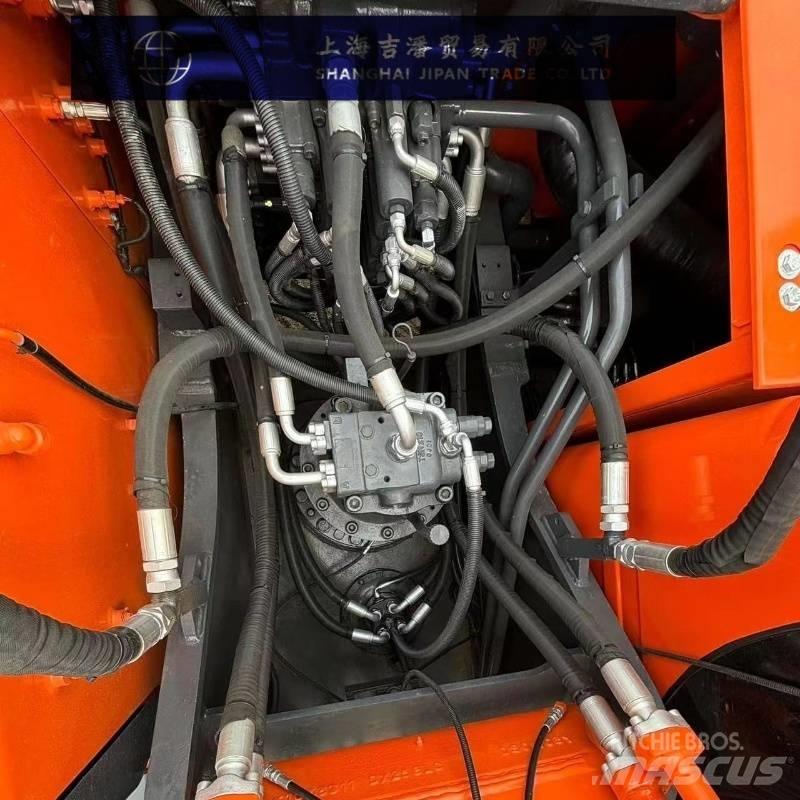 Doosan DX 225 履带挖掘机