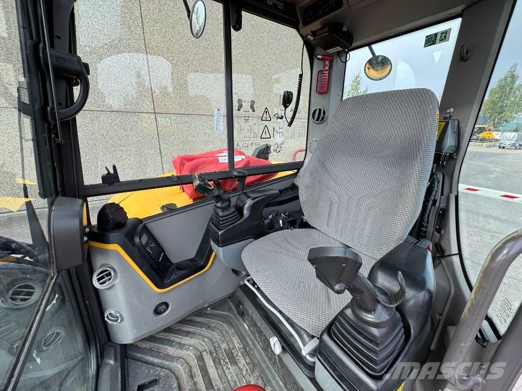 Volvo ECR 88 D 中型挖掘机