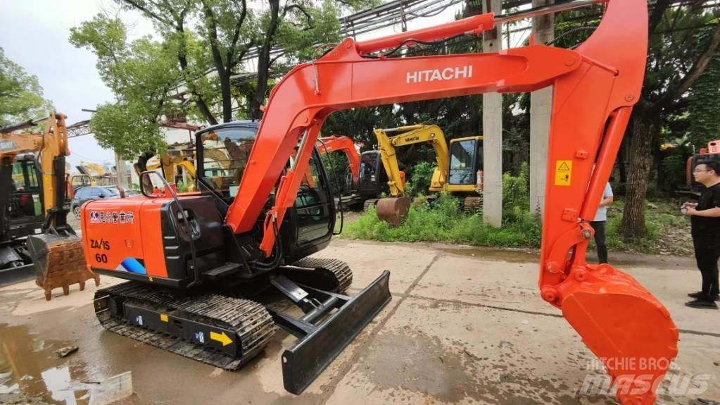 Hitachi ZX60 小型挖掘机