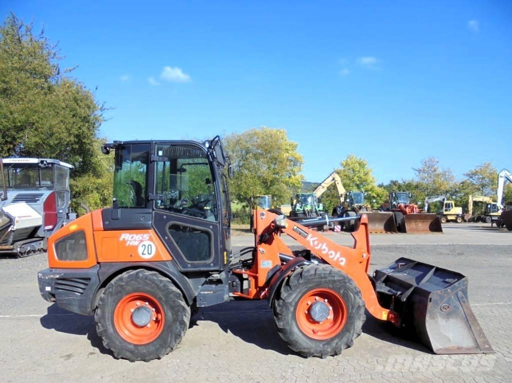 Kubota R 065 轮式装载机
