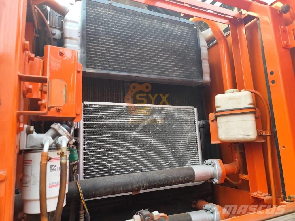 Doosan DX 225 LC 履带挖掘机