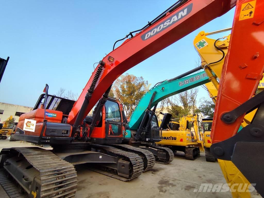 Doosan DX 225 LC 履带挖掘机