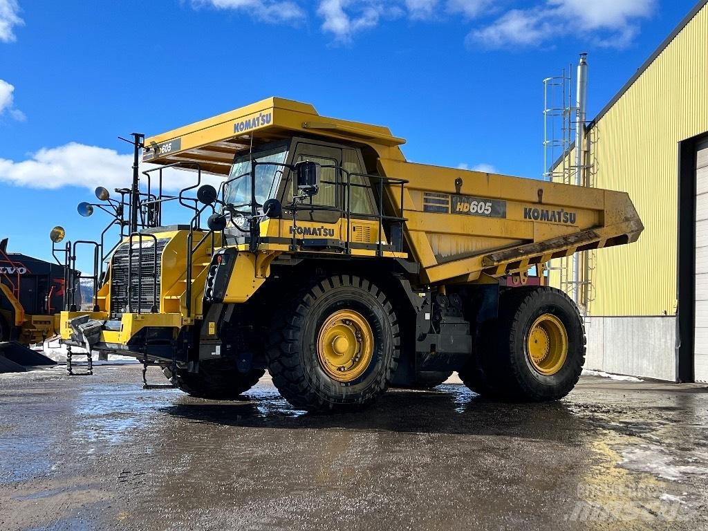 Komatsu 605-8 刚性自卸车
