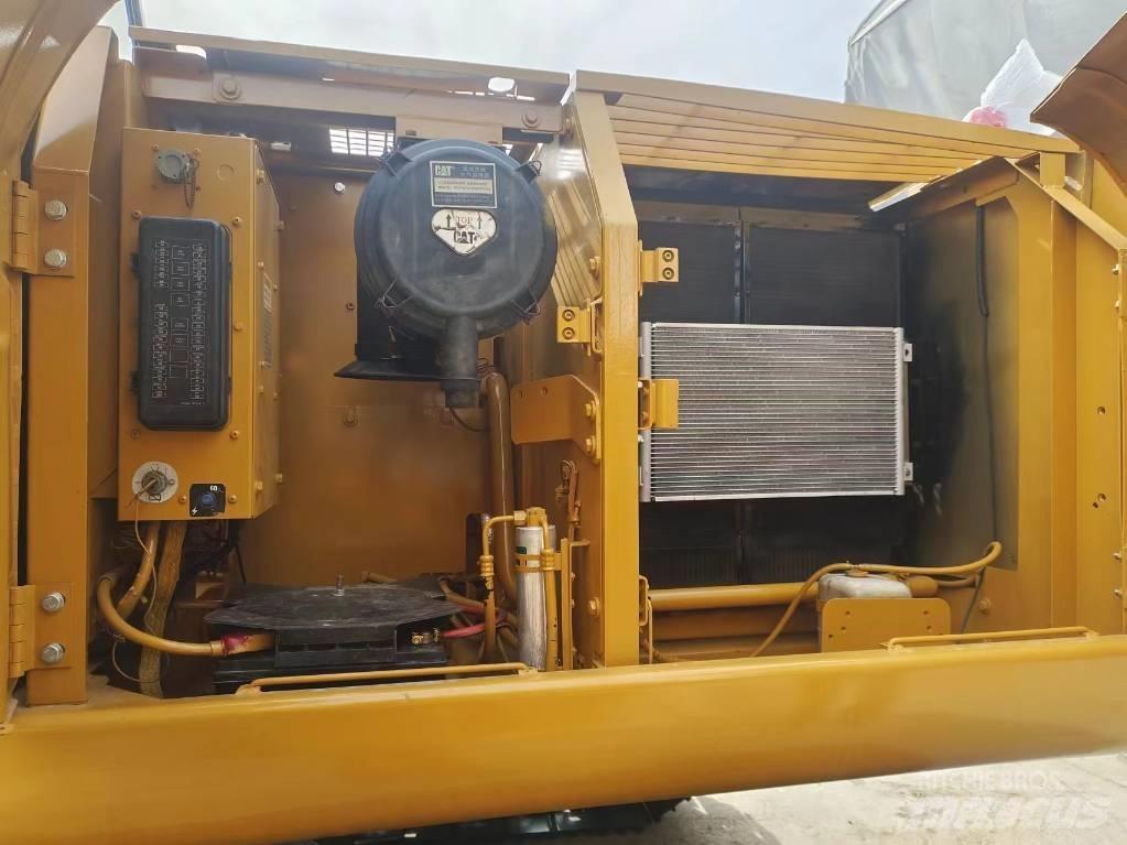 CAT 320 C L 履带挖掘机
