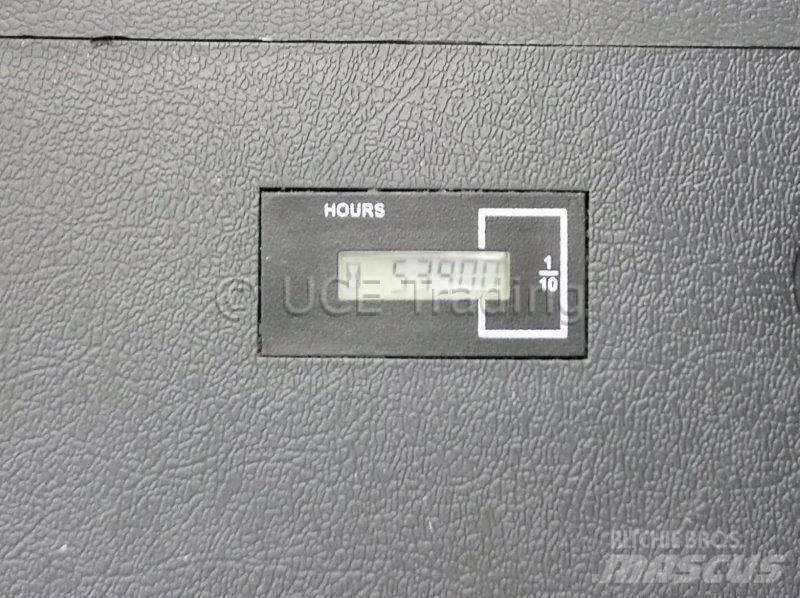 Hyundai HW140 轮式挖掘机