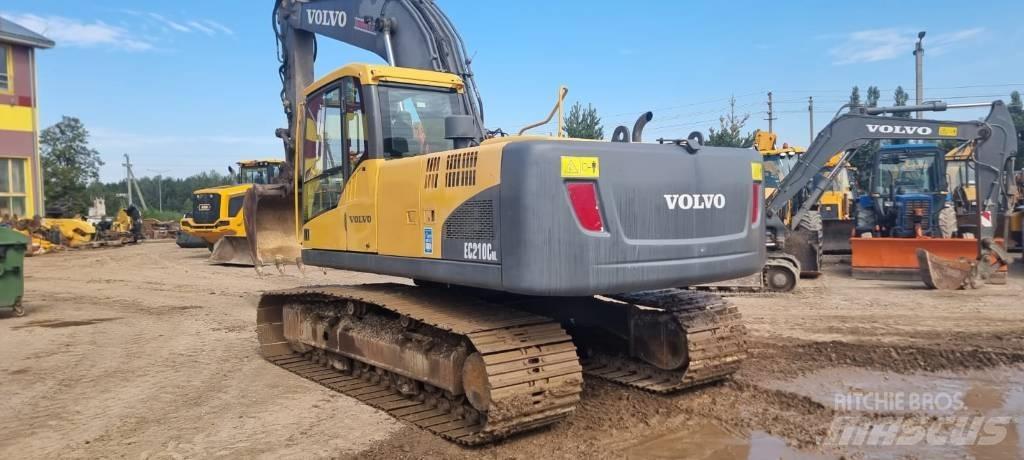 Volvo EC 210 C N L 履带挖掘机