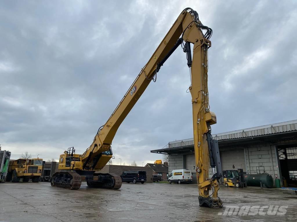 CAT 340uhd 组装挖掘机