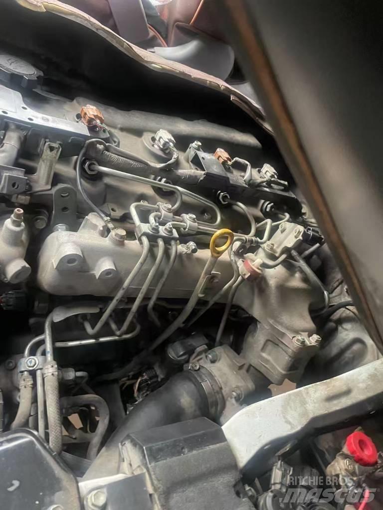 Toyota Hiace 公路客运汽车