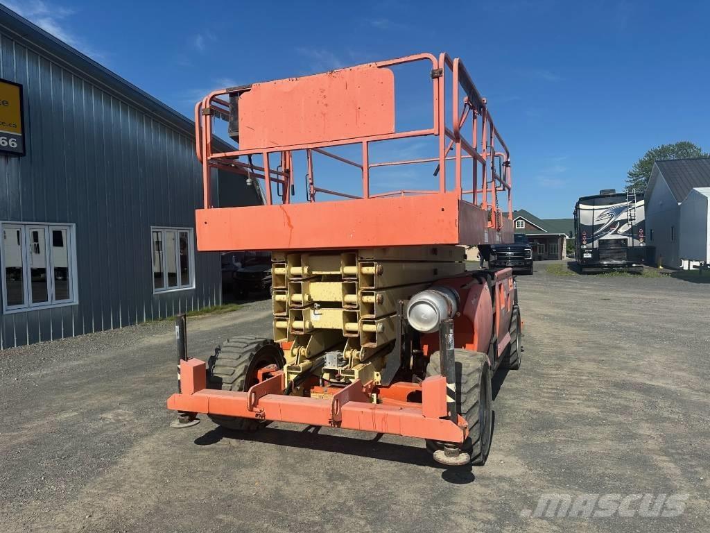 JLG 4394 RT 剪叉式升降机