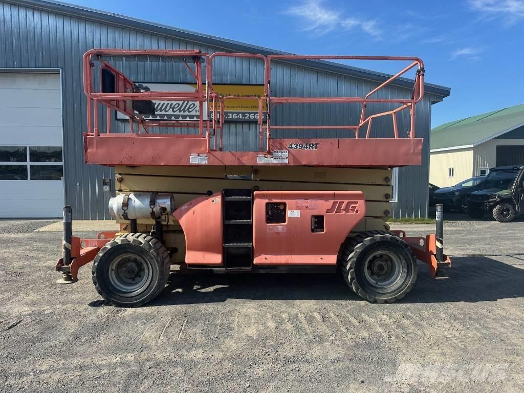 JLG 4394 RT 剪叉式升降机