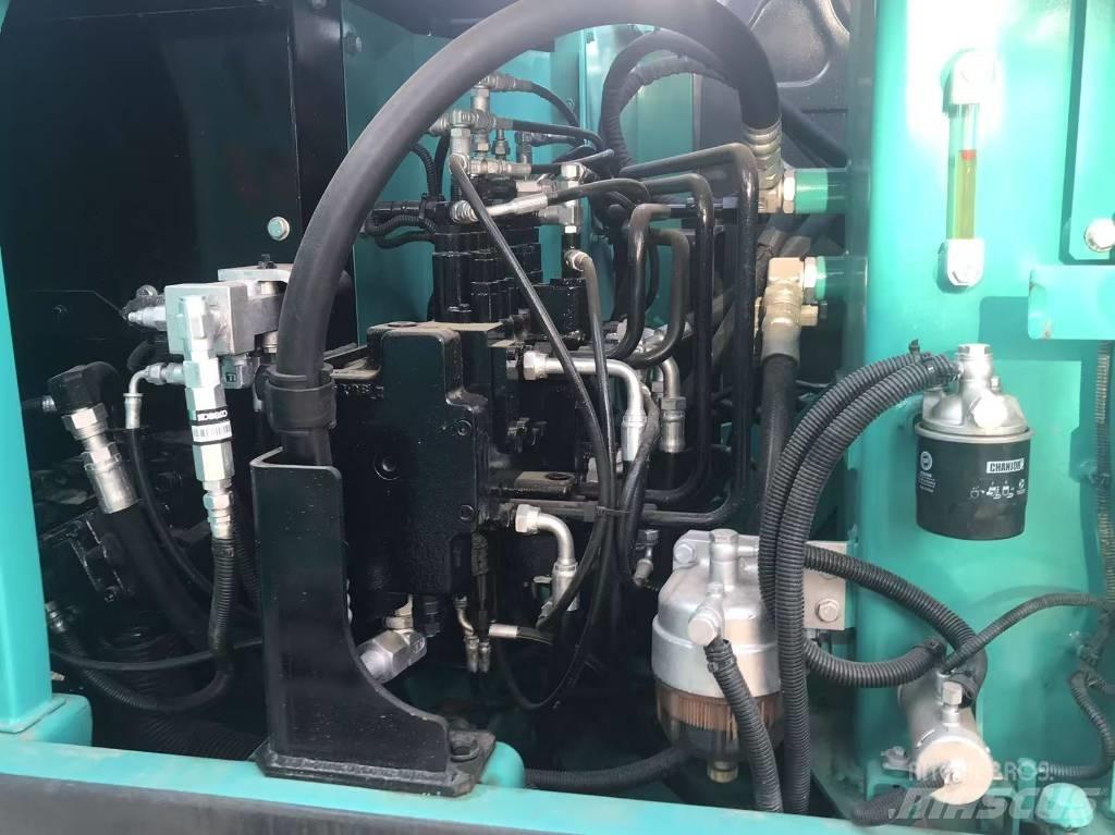 Kobelco SK 75 中型挖掘机